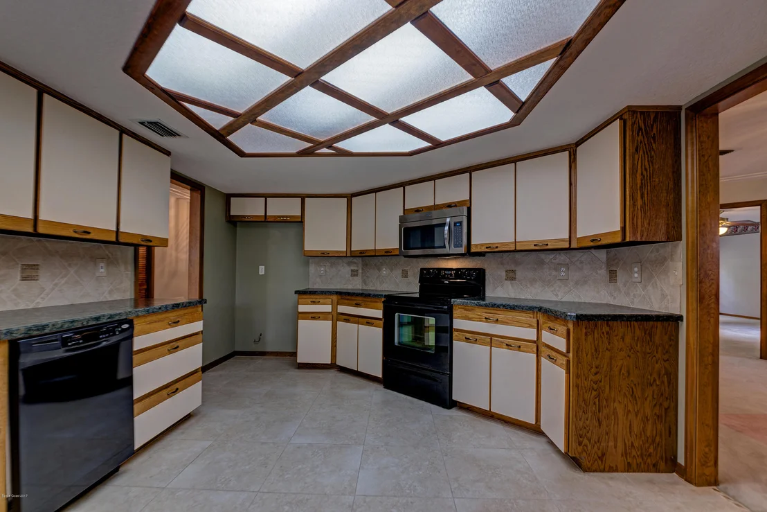 Photo of 1380 Friday Road