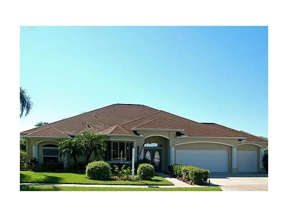 Photo of 2594 Canterbury