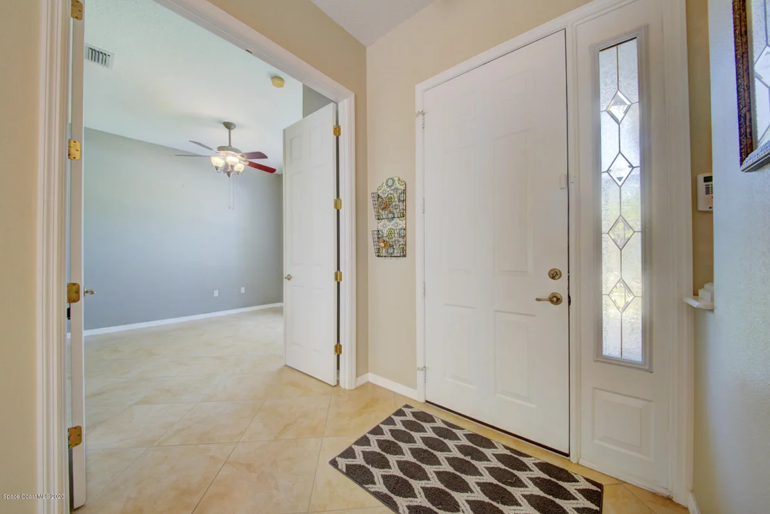Photo of 4698 Alamanda Drive