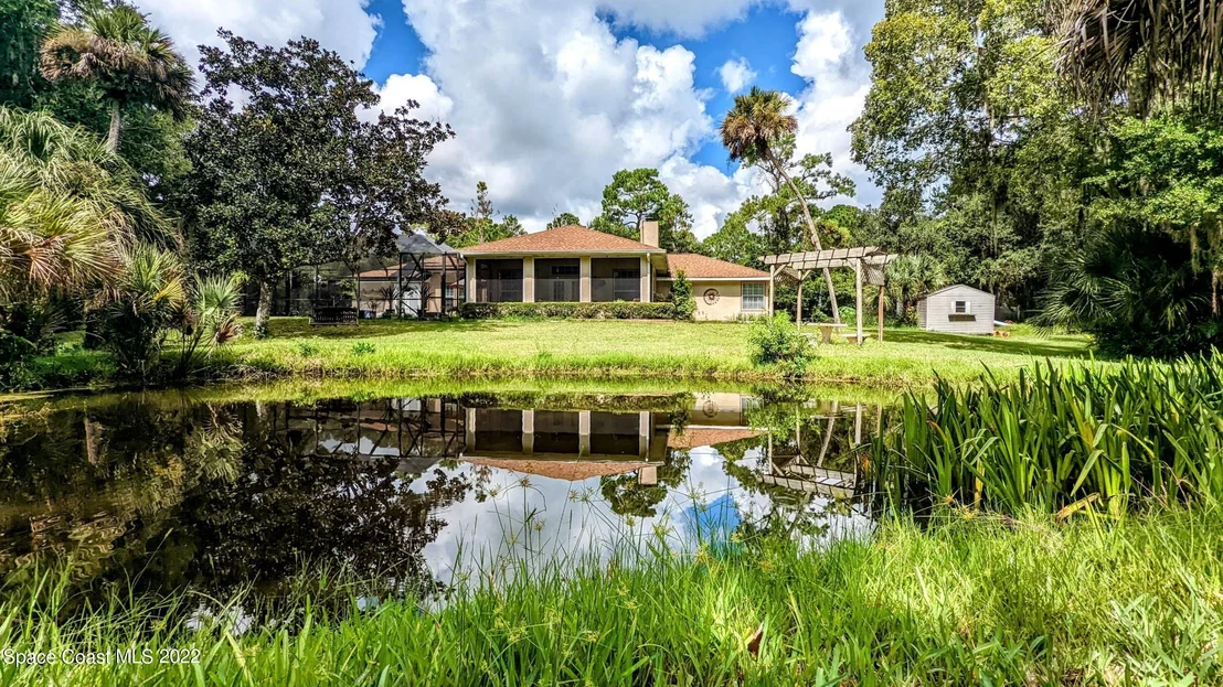 Photo of 3396 Lionel Road