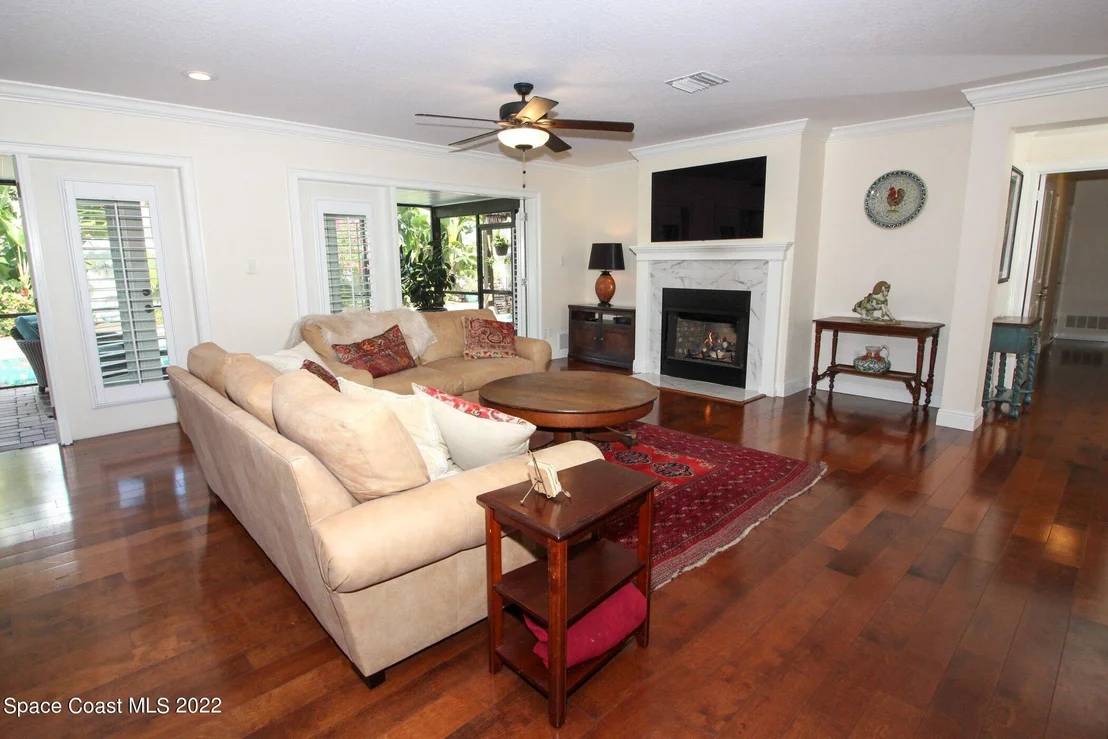 Photo of 1709 Lorena Lane