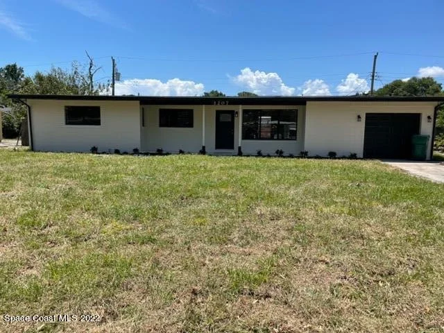 Photo of 1207 Westview Drive W