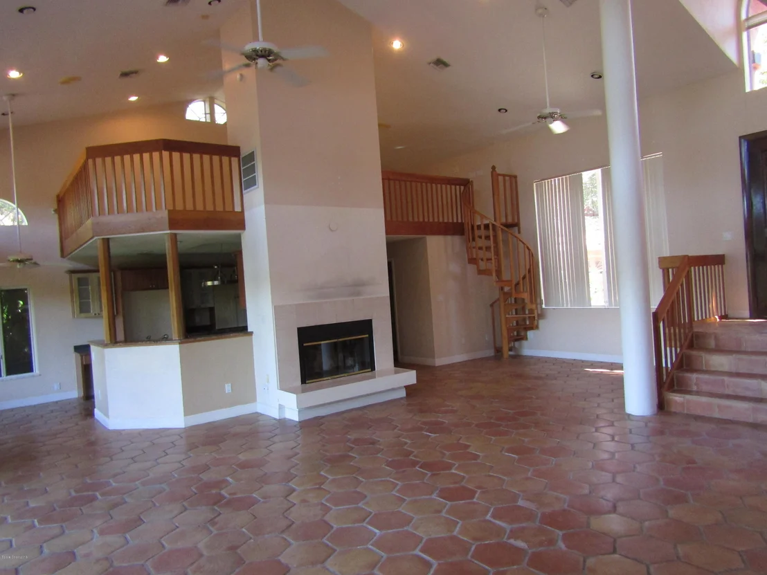 Photo of 802 Whitmire Drive