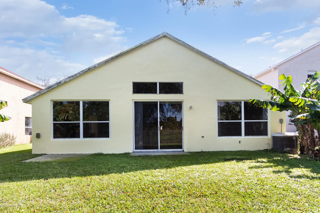 Photo of 725 Sedgewood Circle