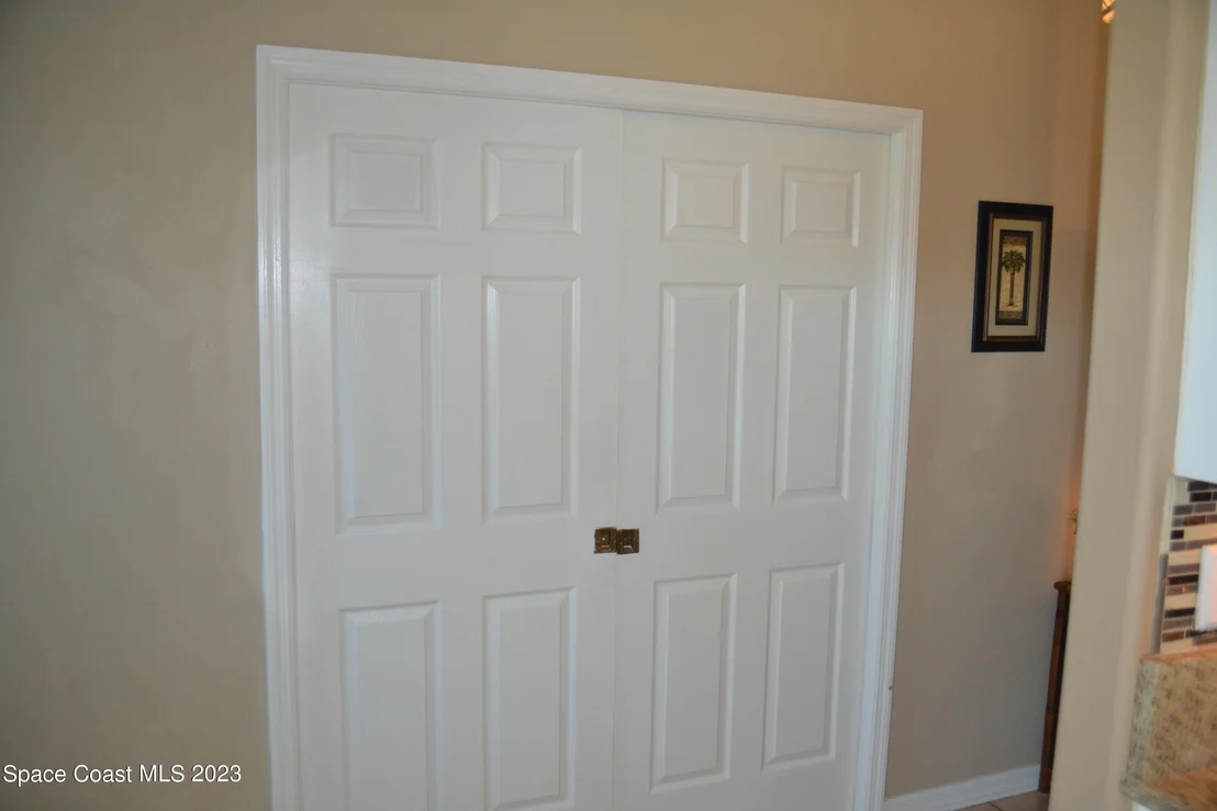 Photo of 834 Honeysuckle Drive
