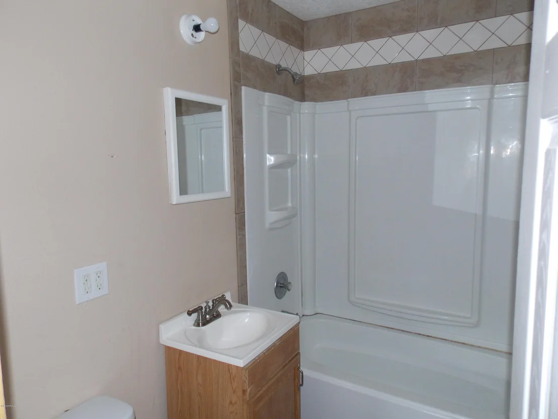 Photo of 406 Cornell Avenue