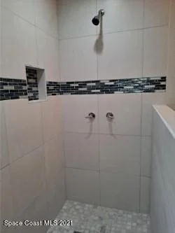 Photo of 605 Pinehurst Circle NE