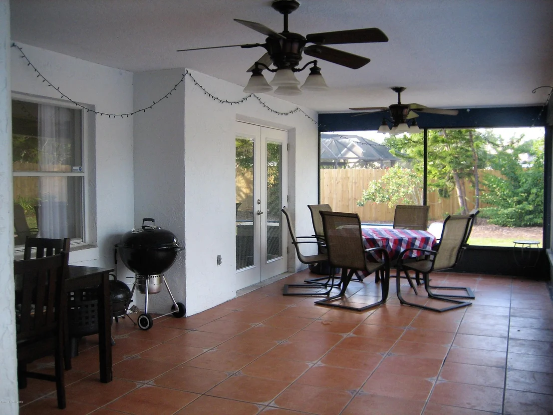 Photo of 1185 Sunnybrook Lane