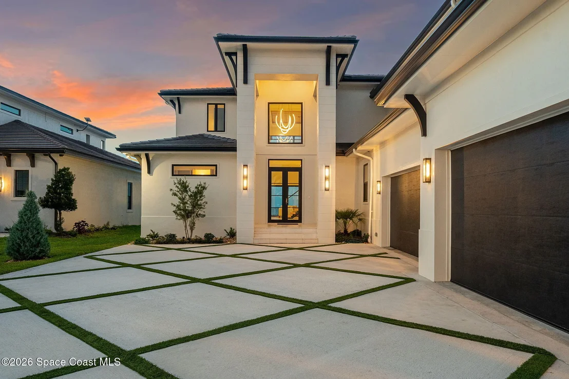 Photo of 5941 Constellation Drive