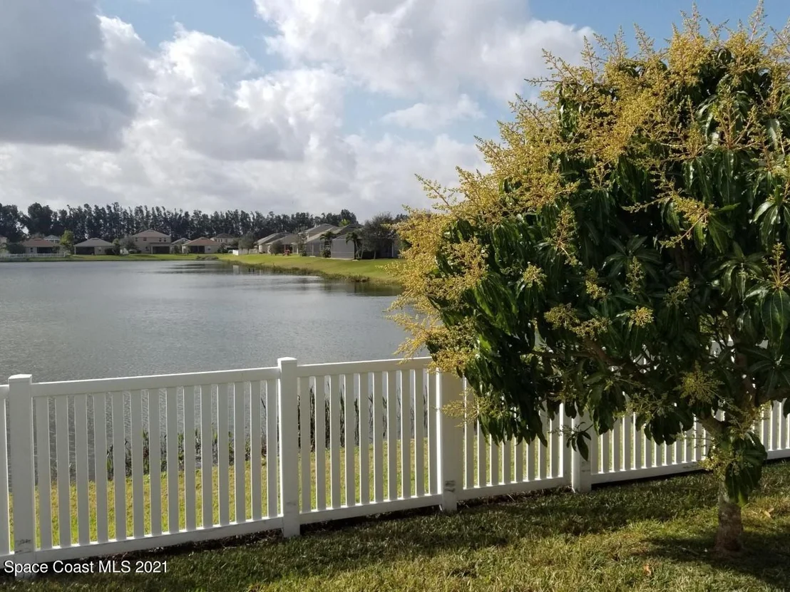Photo of 1771 Bridgeport Circle