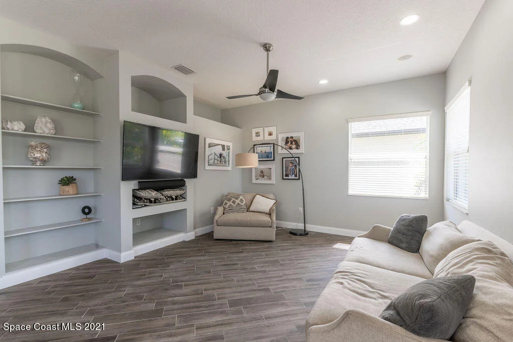 Photo of 4591 Chardonnay Drive