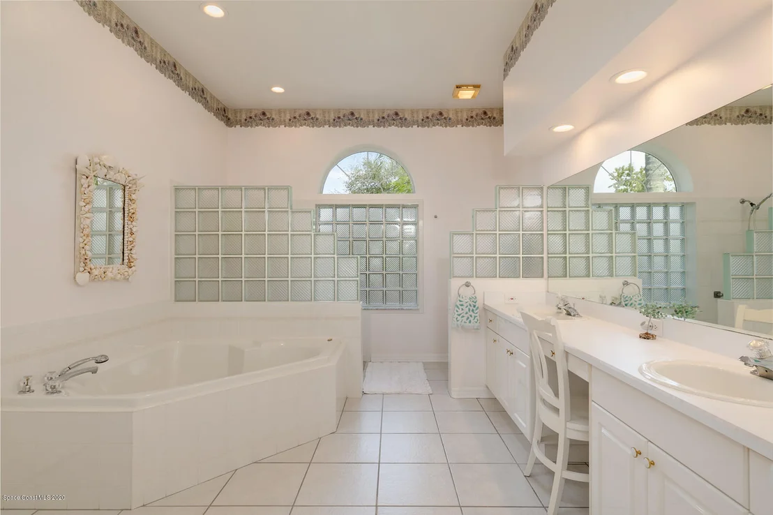 Photo of 4060 Long Leaf Drive