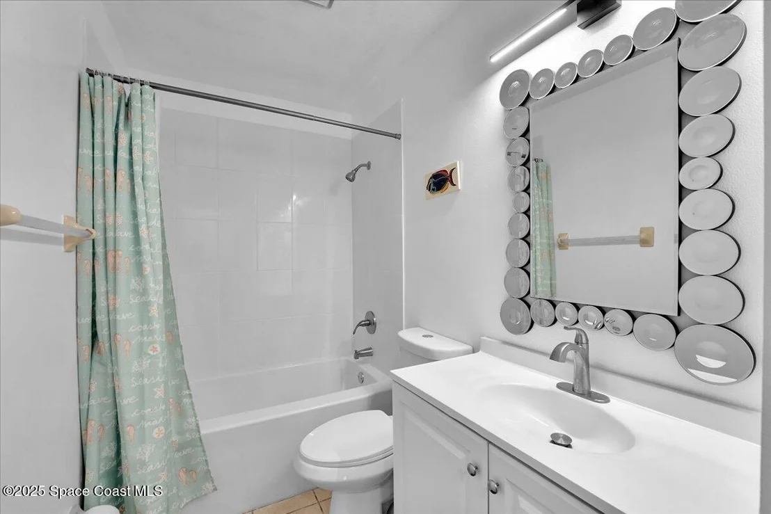 Photo of 5453 Holden Road