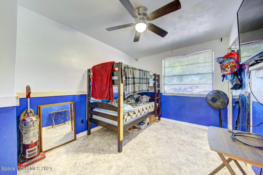 Photo of 1213 Vassar Lane