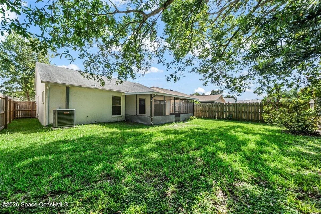 Photo of 1839 Clover Circle