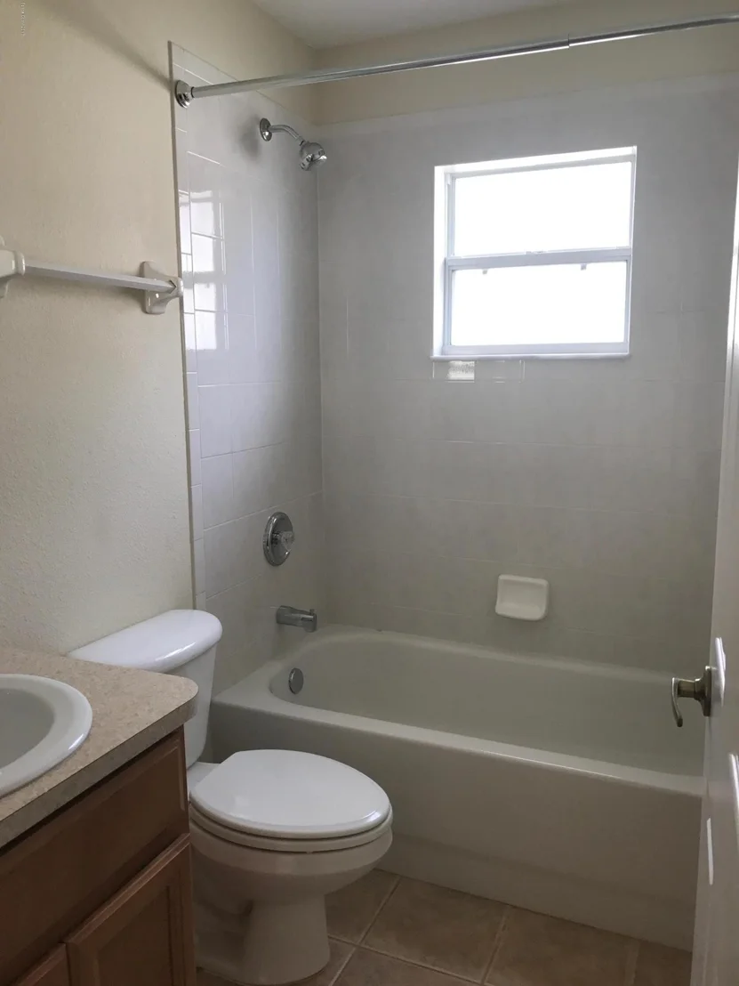Photo of 154 Sedgewood Circle