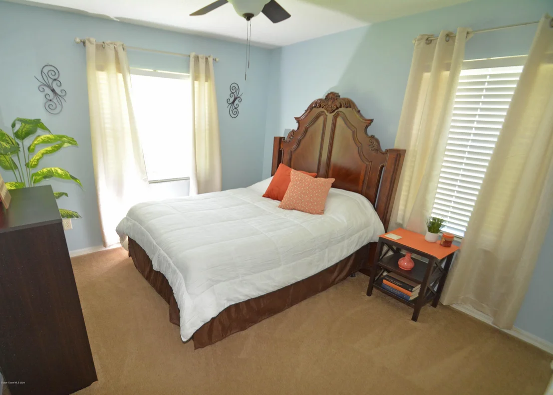 Photo of 6370 Manila Drive