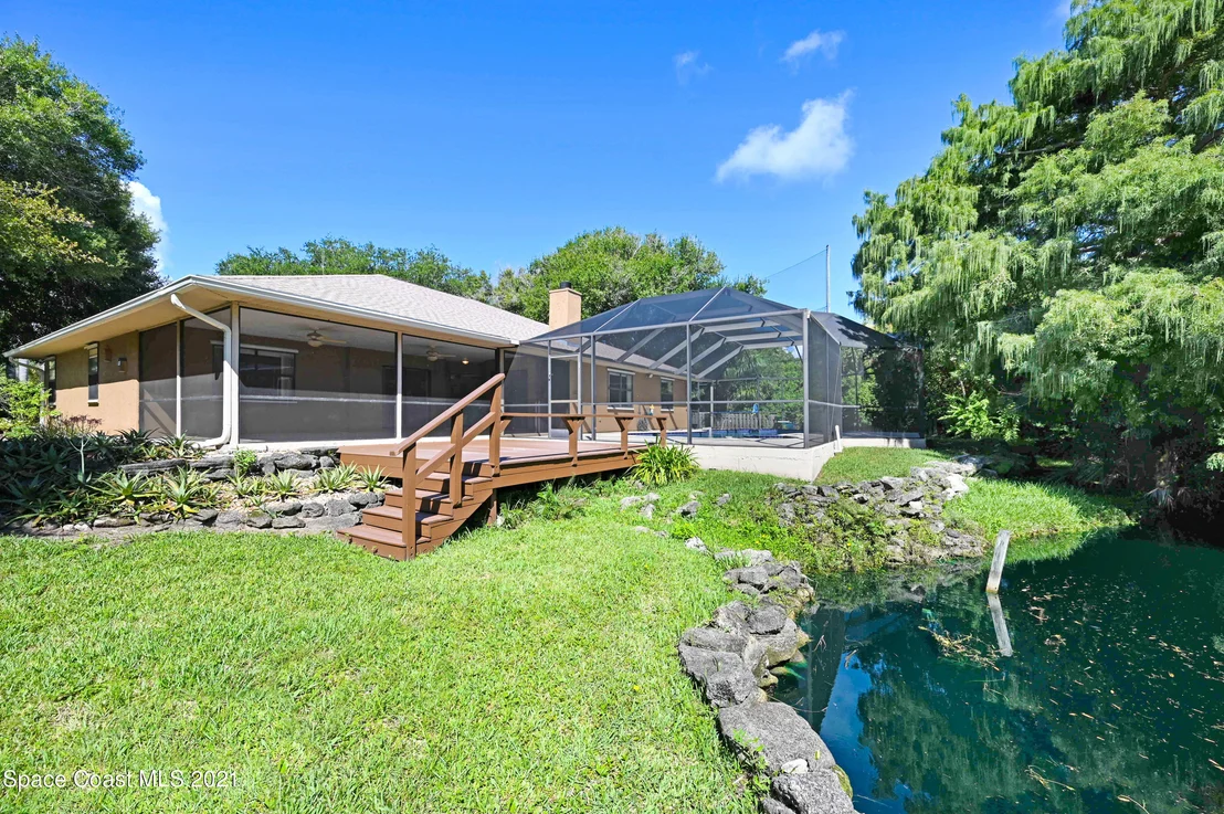 Photo of 255 River Road Circle
