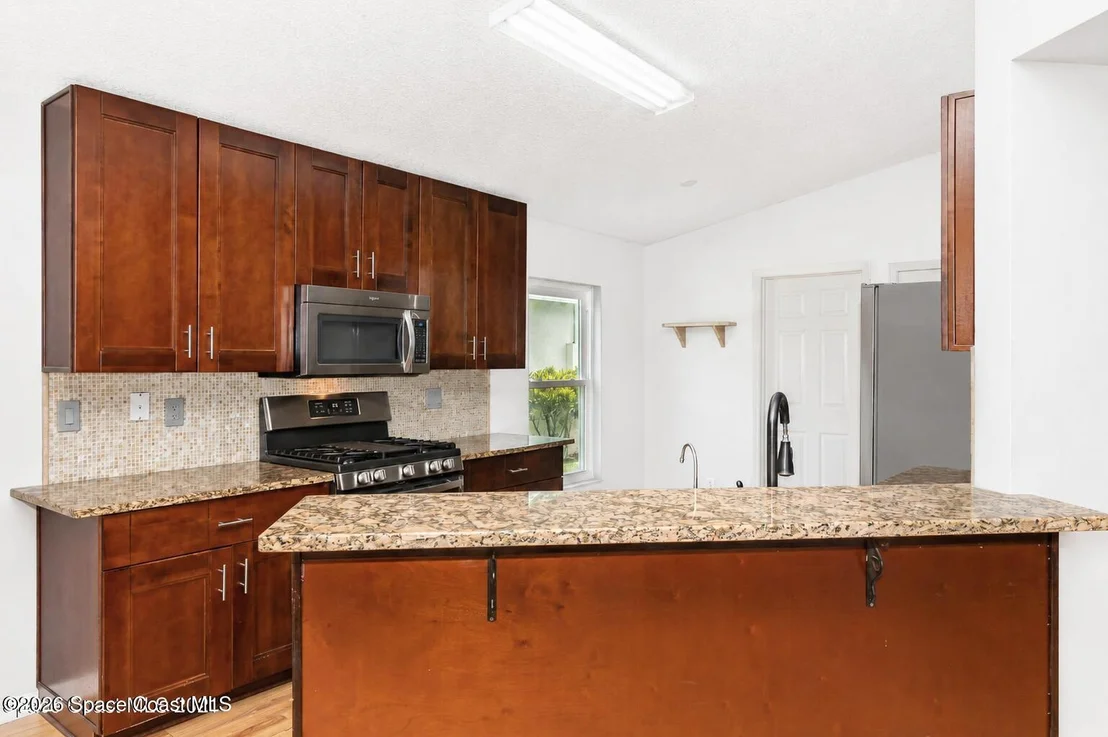 Photo of 470 Wickham Lakes Drive