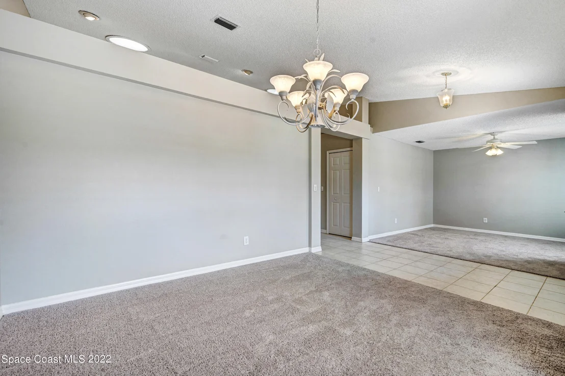 Photo of 1367 Hill Avenue
