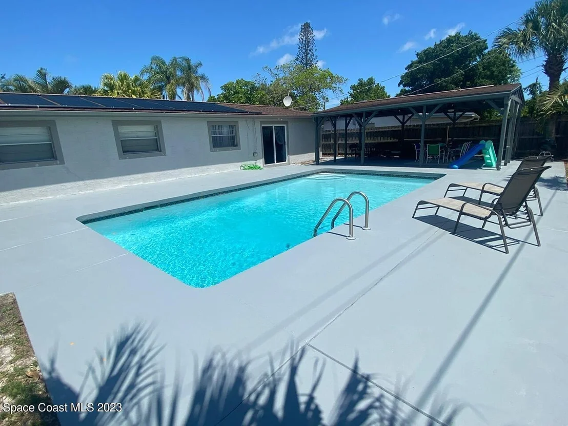 Photo of 2785 Locksley Road