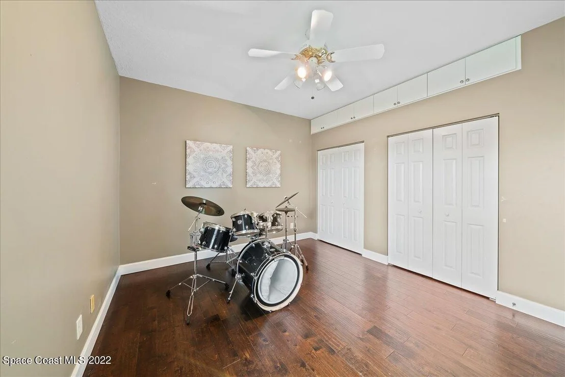 Photo of 7933 Timberlake Drive