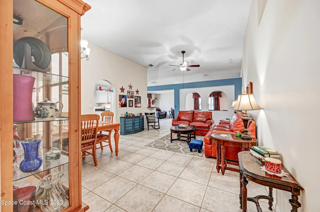 Photo of 8593 Winder Way