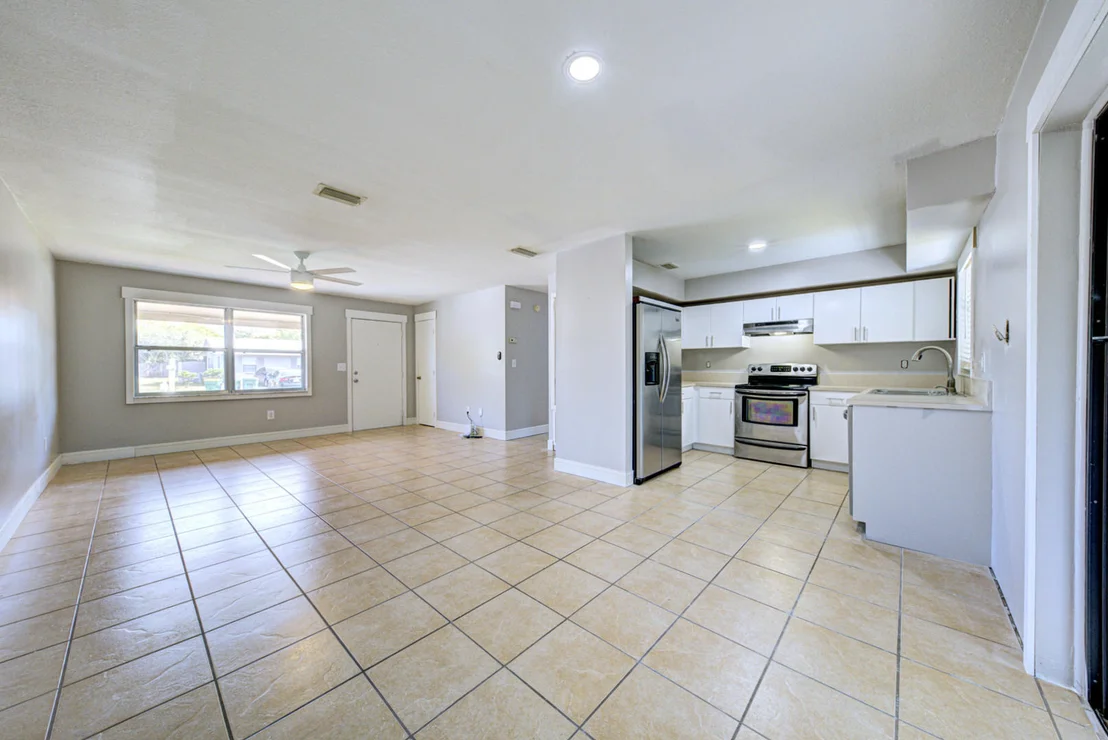 Photo of 2455 Mercury Drive