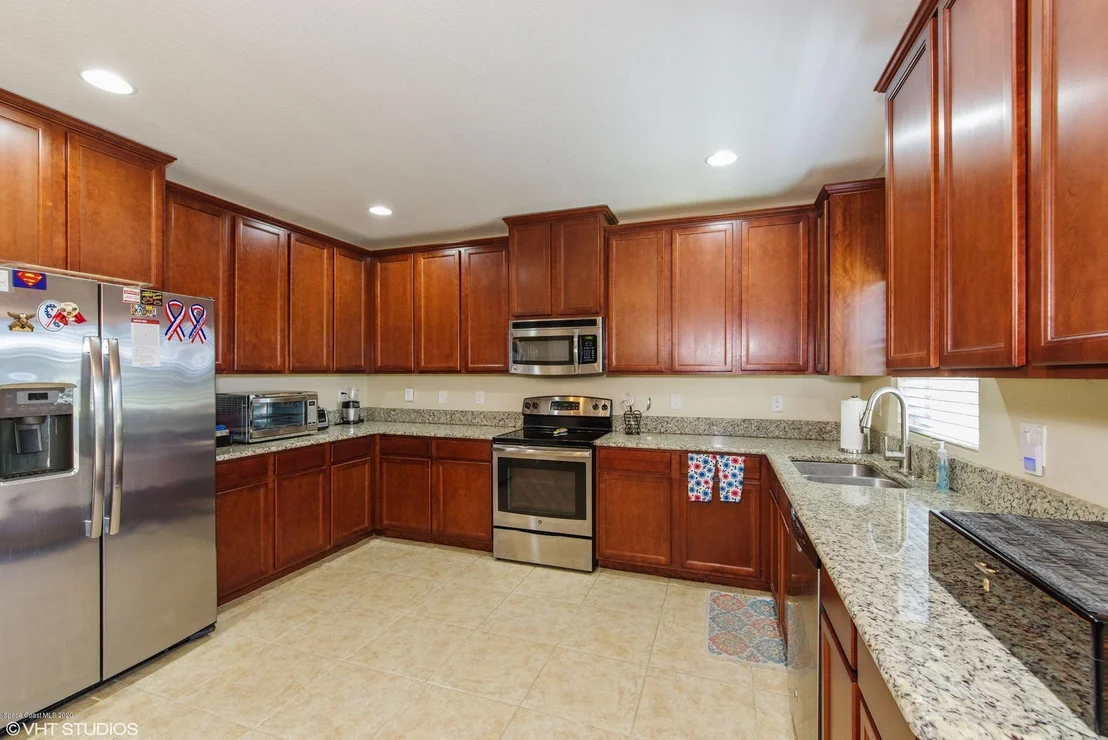 Photo of 520 Trymore Drive SE