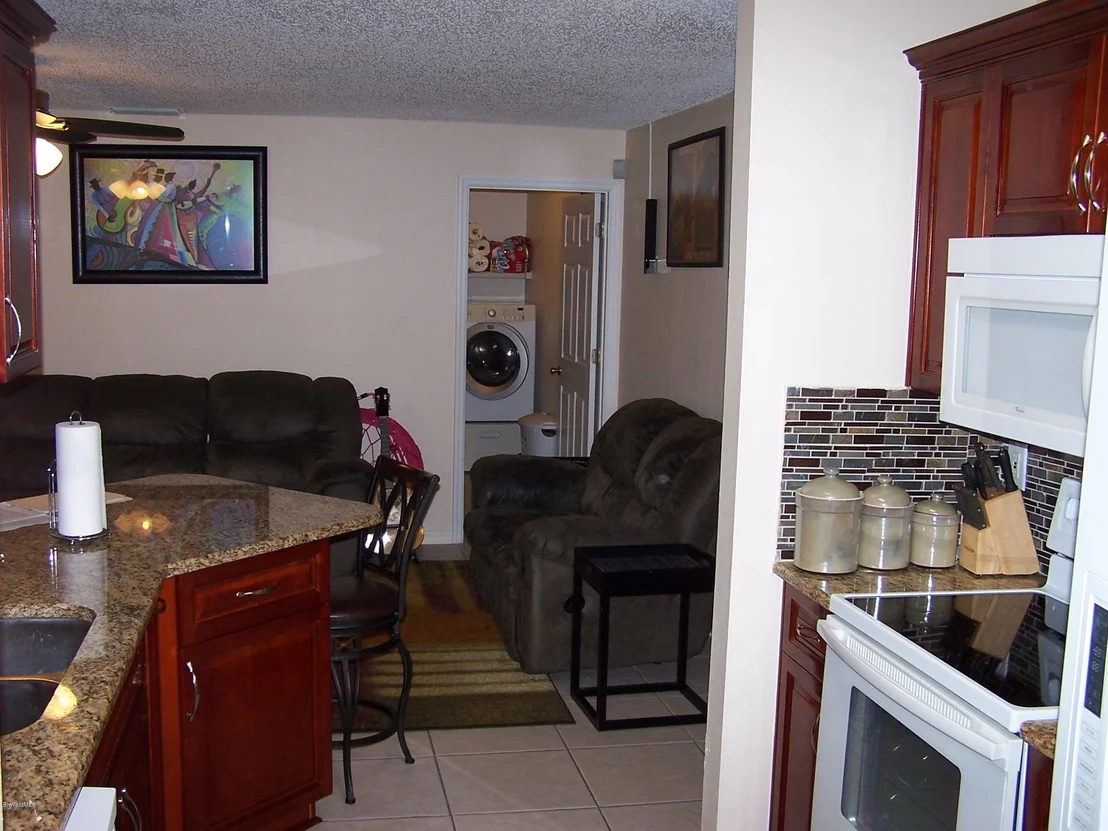Photo of 6530 Pleasant Avenue