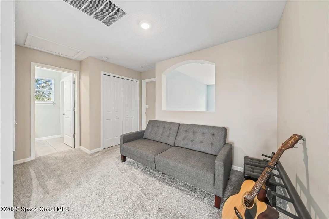 Photo of 800 Lyons Circle NW