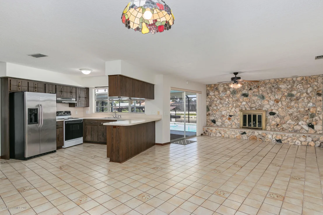 Photo of 492 Red Sail Way