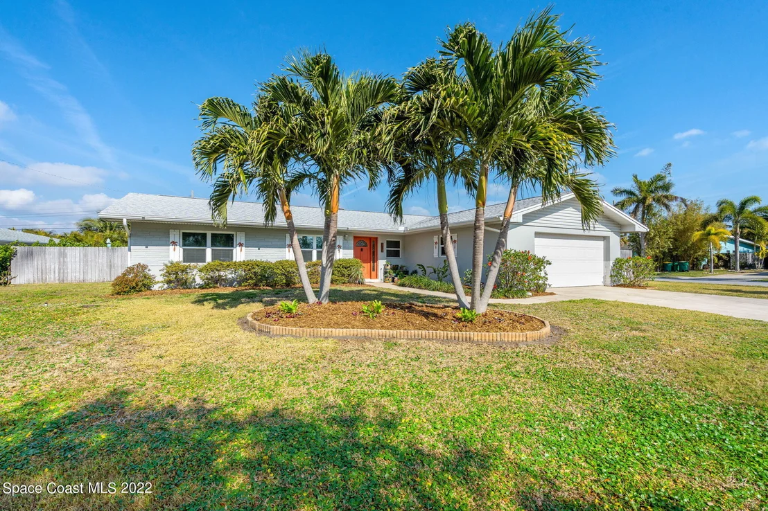Photo of 518 Pine Tree Drive