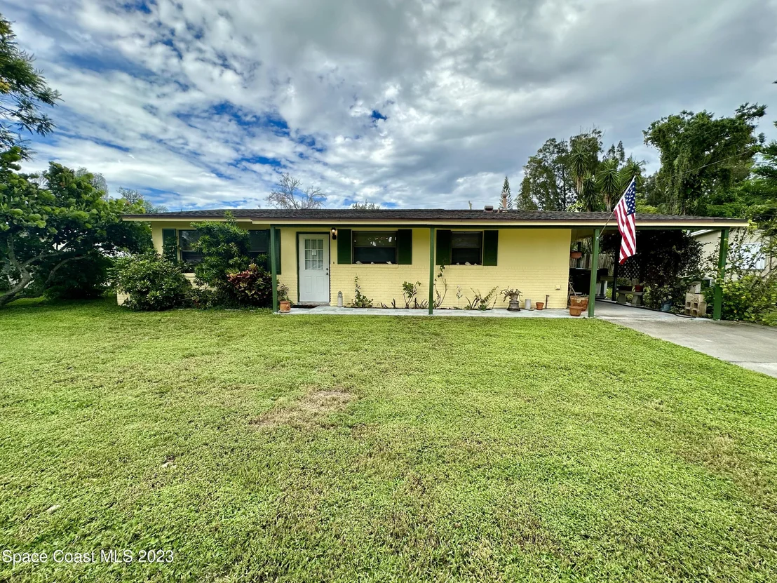 Photo of 2436 King Richard Road