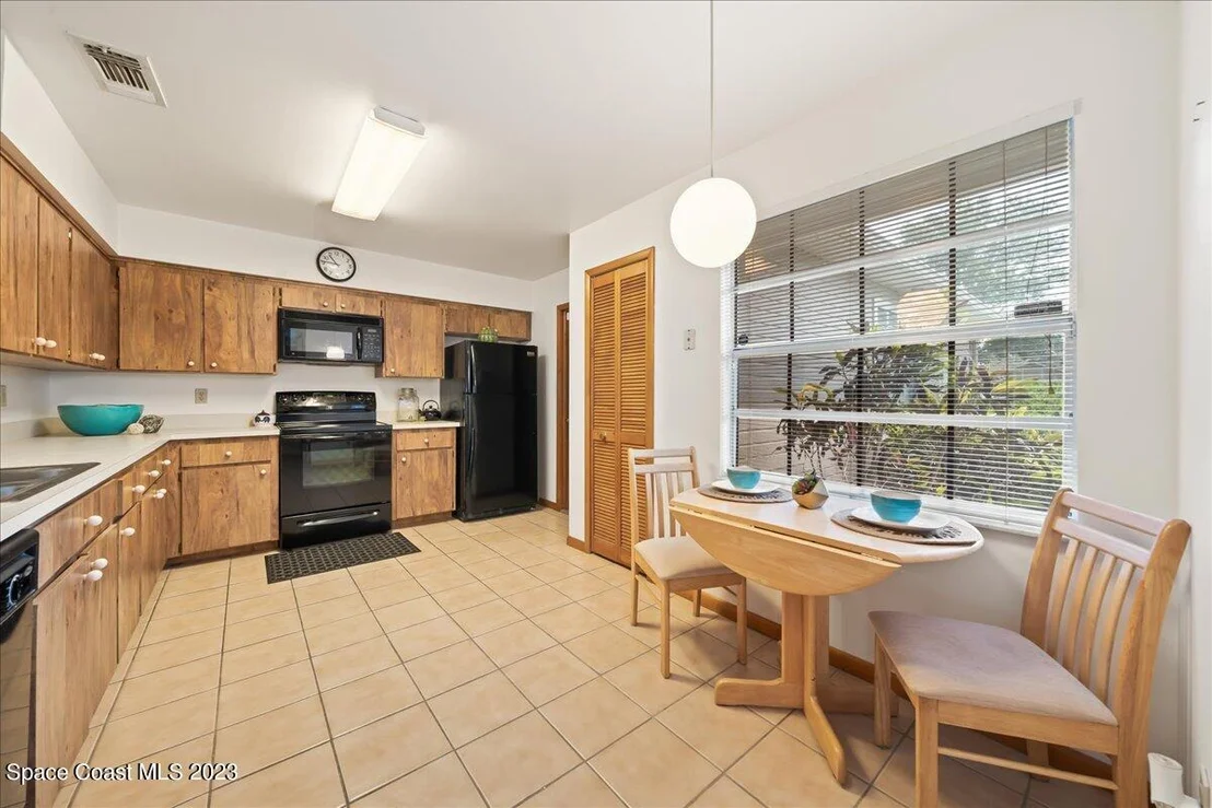 Photo of 809 Pine Valley Court