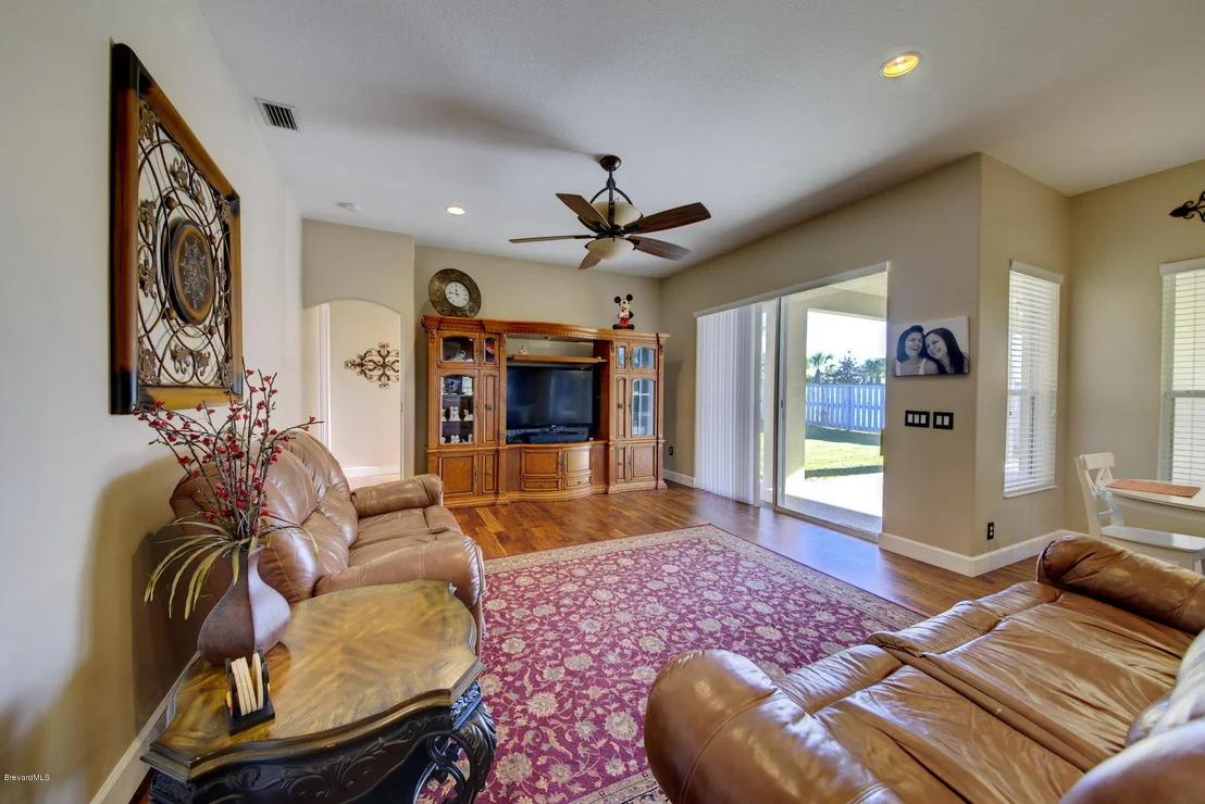 Photo of 5620 Rusack Drive