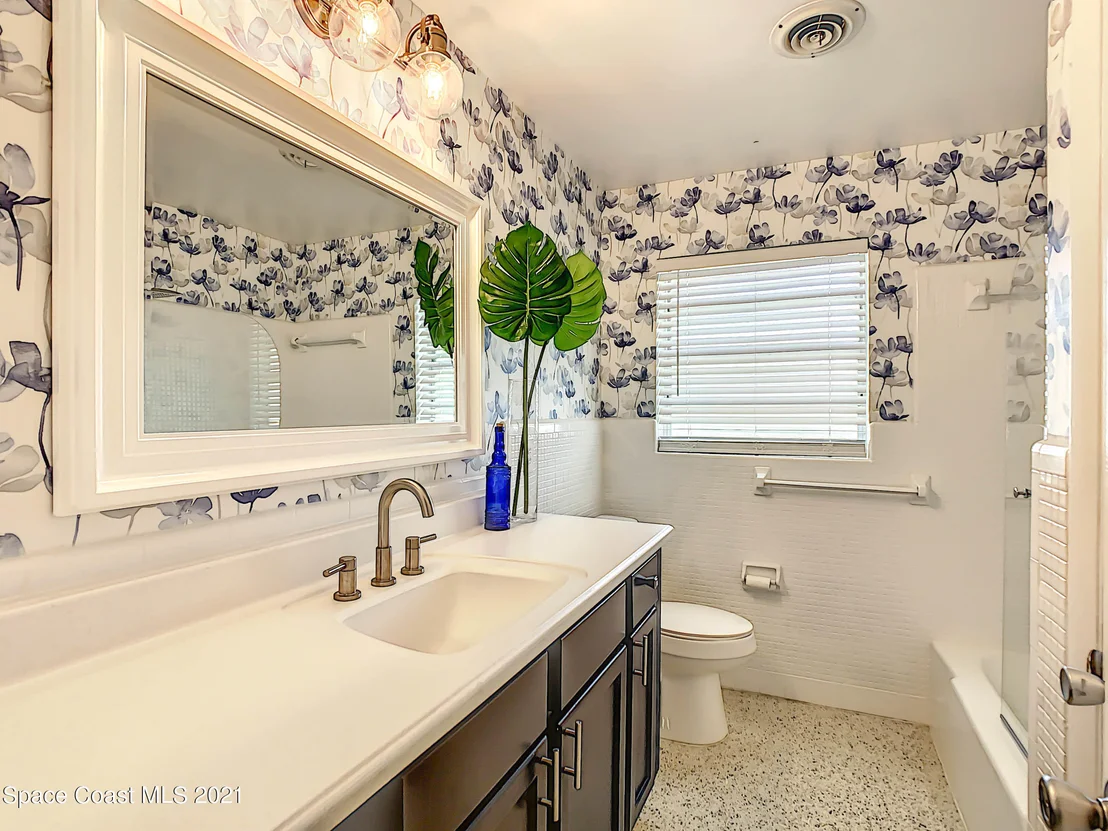 Photo of 116 12th Avenue