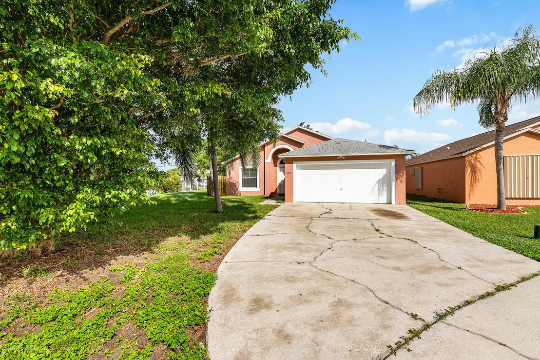 Photo of 406 High Point Court