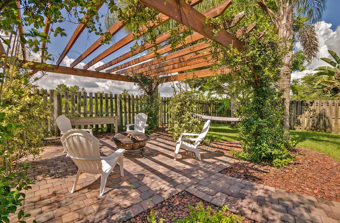 Photo of 5785 Newbury Circle