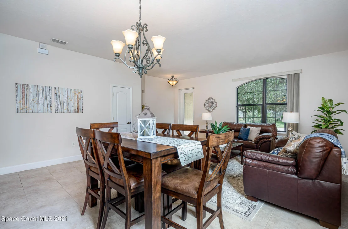 Photo of 355 Point Lobos Drive