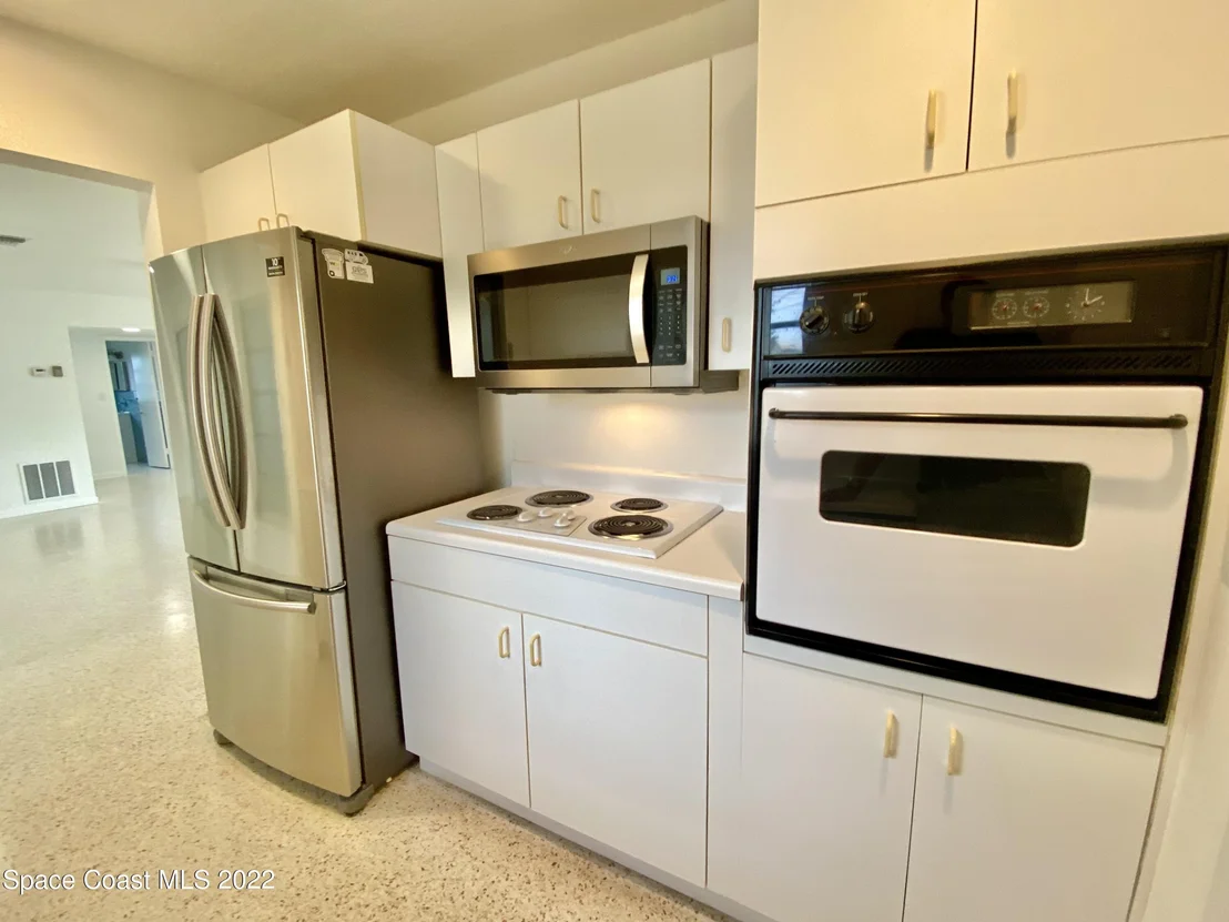 Photo of 2332 Saint Andrews Circle