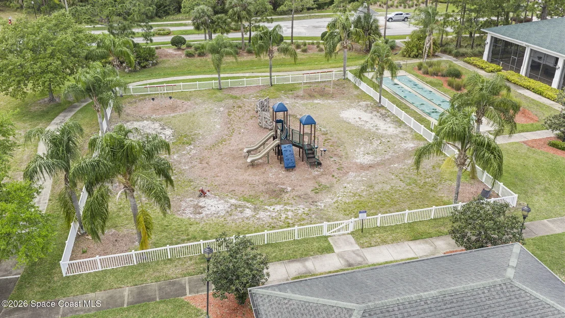 Photo of 641 Dillard Drive SE