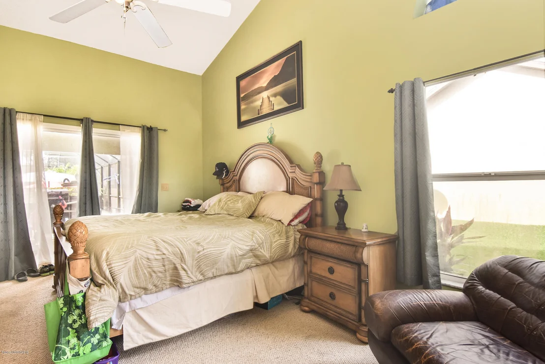 Photo of 943 Pelican Lane