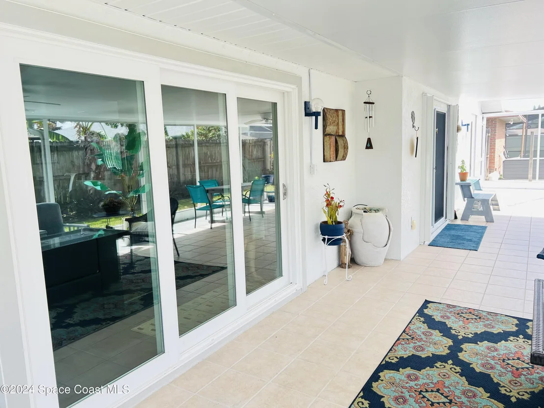 Photo of 2047 Bottlebrush Drive
