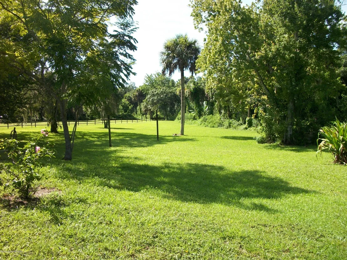 Photo of 1200 Wayne Lane NE