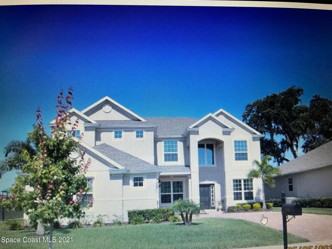 Photo of 1620 Lake Parkway Drive