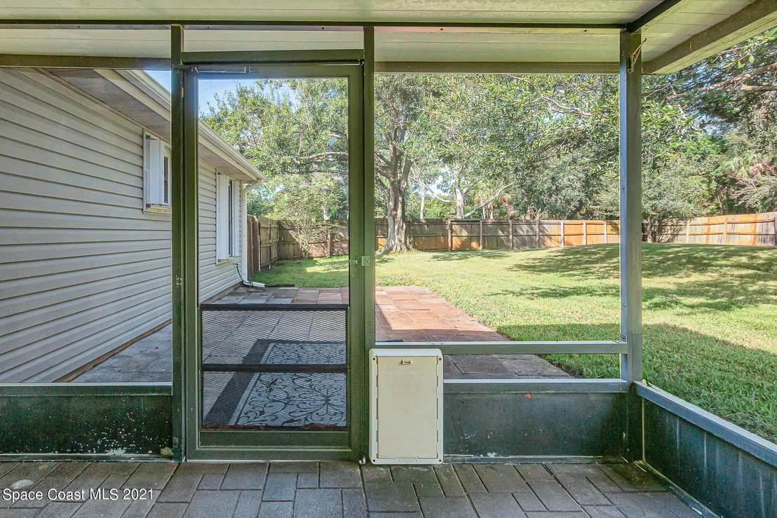 Photo of 5770 Fairbridge Street