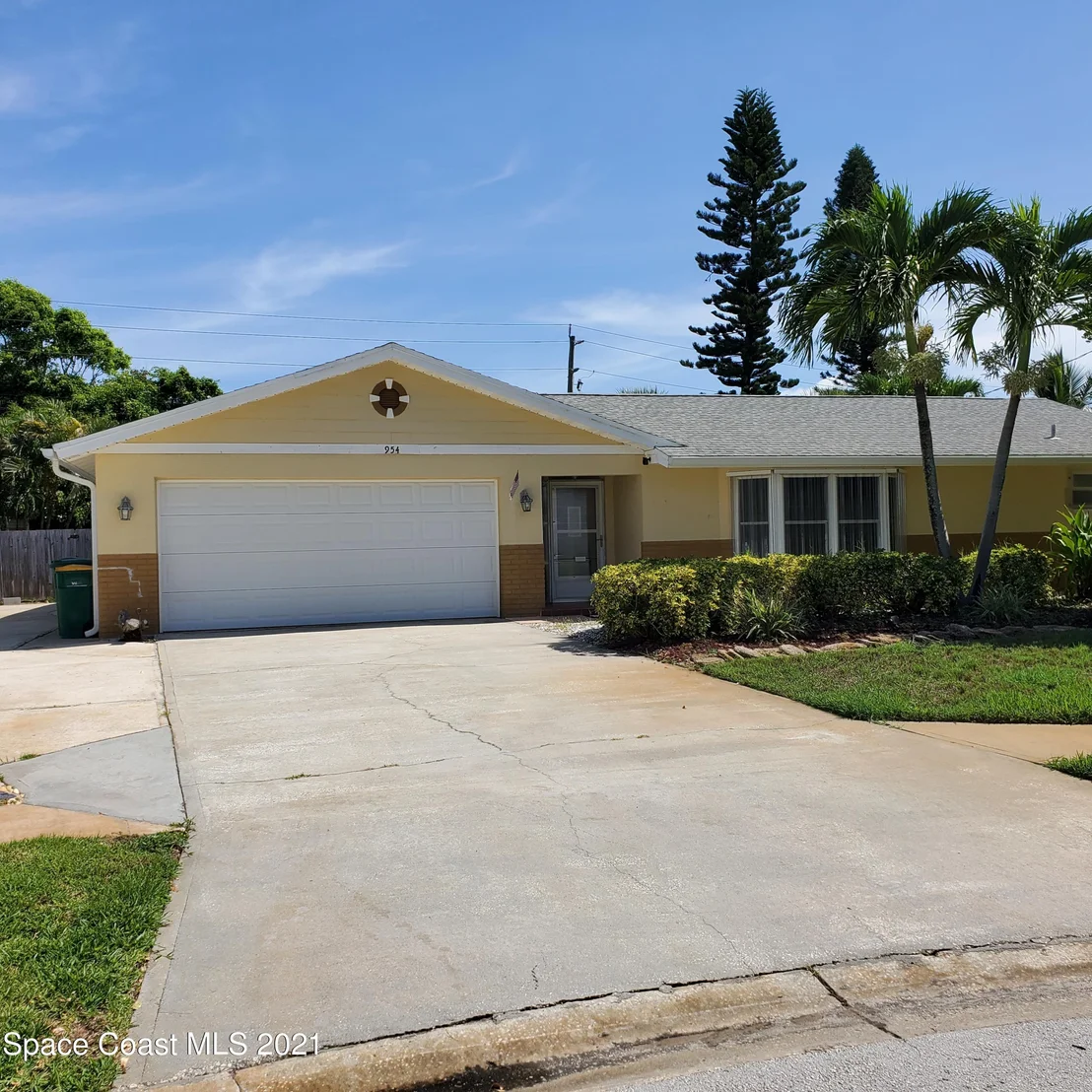 Photo of 954 Brett Circle