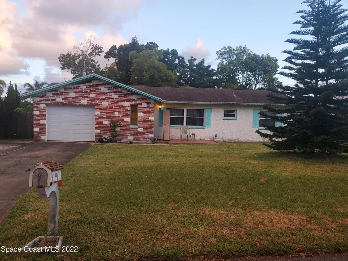 Photo of 1003 Albin Street