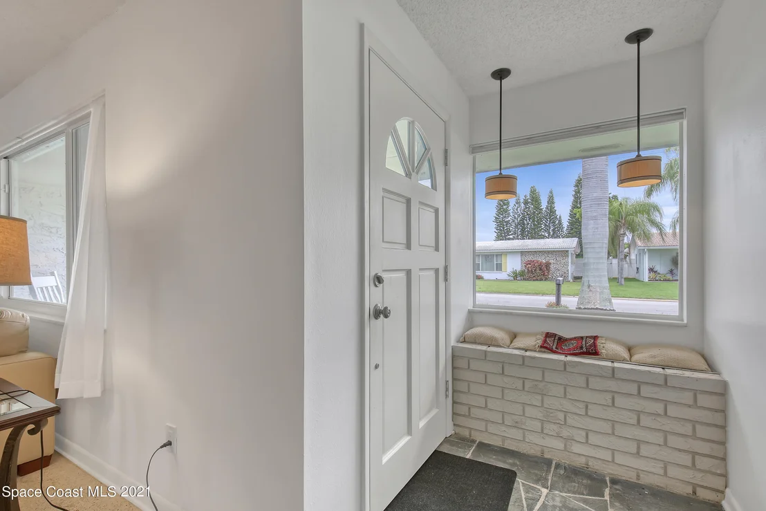 Photo of 307 Brightwaters Drive